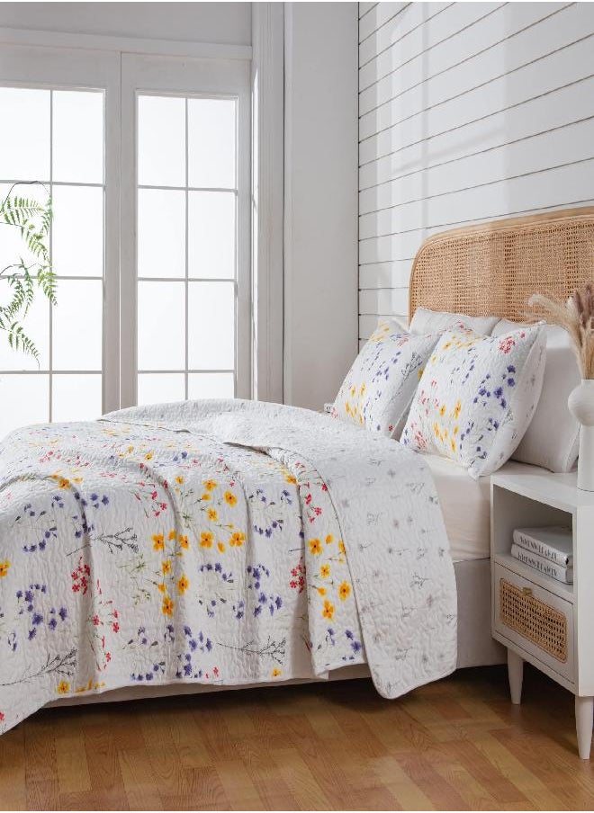 great bay HOME Marianne Collection 3 Piece Quilt Set with Shams. Reversible Floral Bedspread Coverlet. Machine Washable. (Full / Queen, Multi)