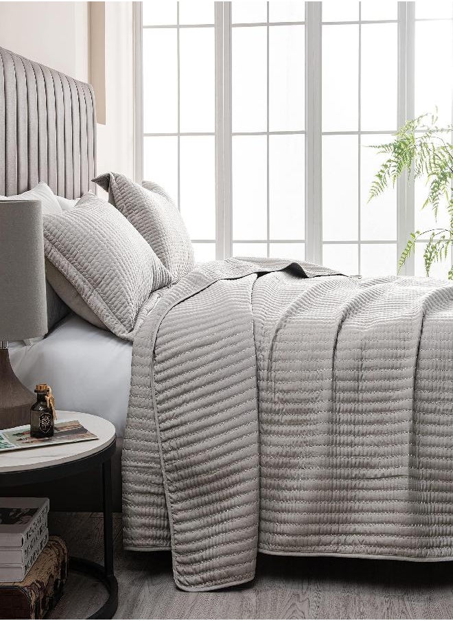 Great Bay Home 3-Piece Detailed Channel Stitch Quilt Set with Shams.All Season Bedspread Quilt Set, Alicia Collection (King, Light Gray)