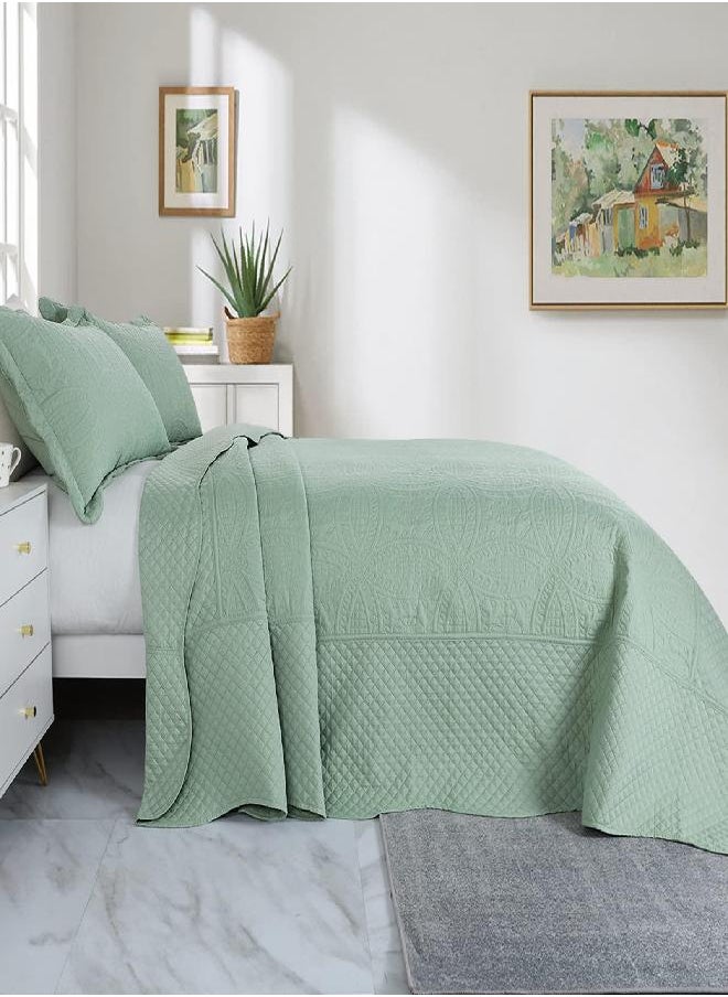 HOMBYS Oversized King Bedspreads 128x128, 3 Pieces Quilt Set, Lightweight, Soft & Extra Oversized Coverlet Bedding Set for All Seasons, Sage Green Patchwork