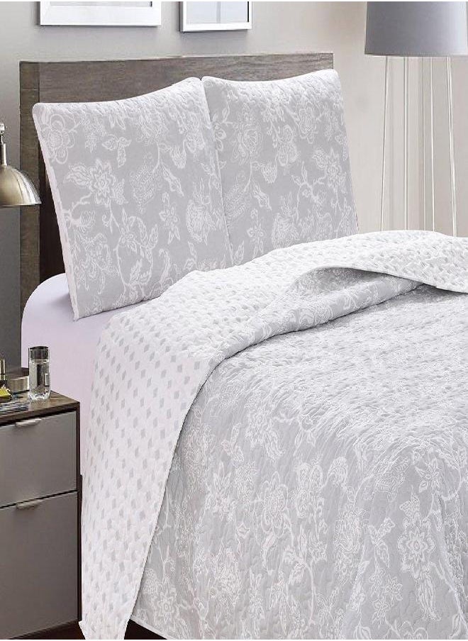 Great Bay Home 3-Piece King Reversible Lightweight Quilt Comforter with 2 Shams | All-Season, Microfiber, Floral Bedspreads | Modern Grey Flower Coverlet Sets | Emma Quilts Collection