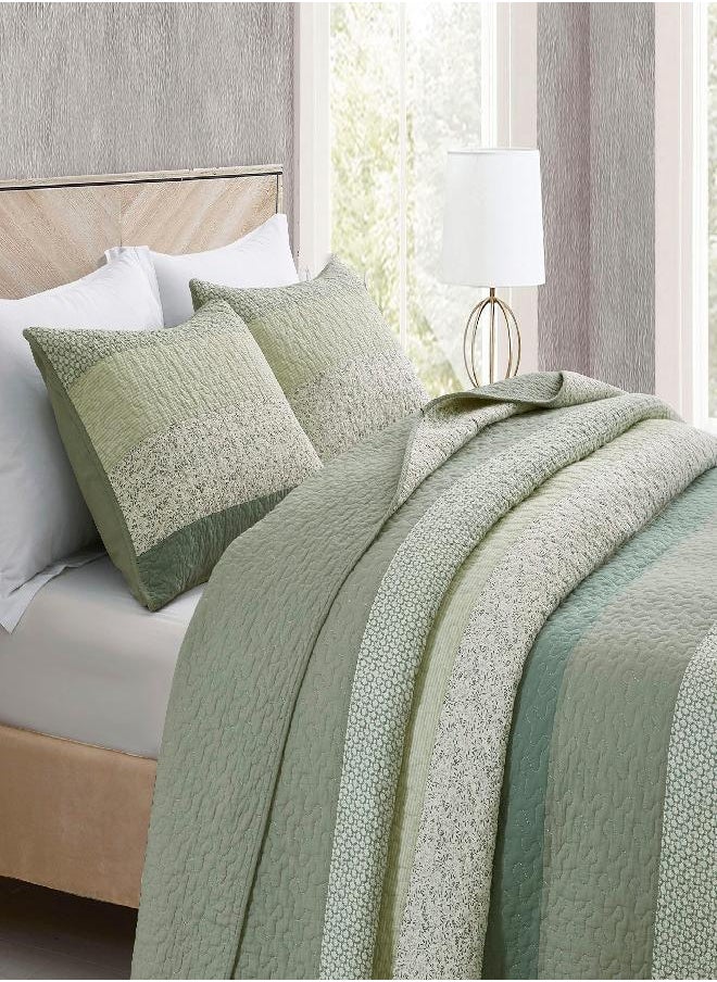 Chezmoi Collection Reed 2-Piece Chic Patchwork Striped Quilt Set - Green Floral Coverlet - Pre-Washed Cotton Lightweight Reversible Bedspread, Twin Size