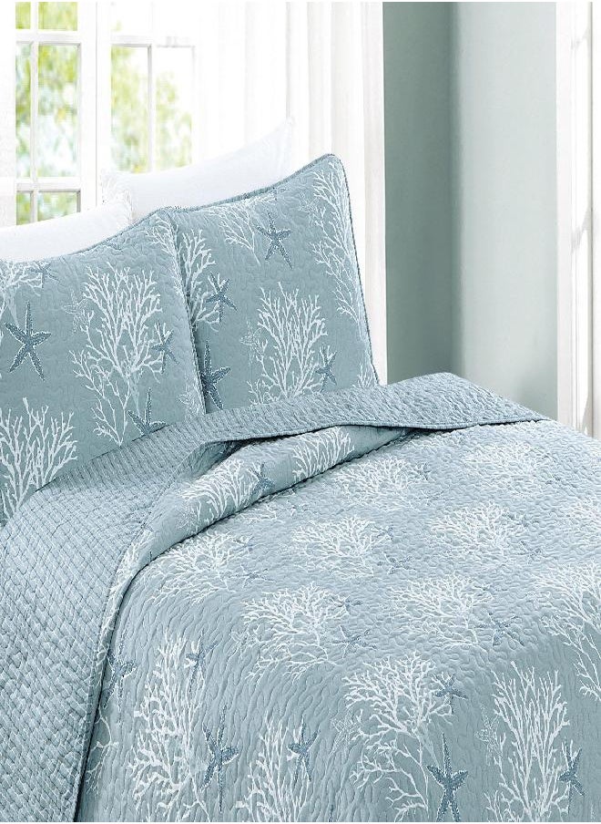 Great Bay Home 3-Piece Full/Queen Reversible Lightweight Nautical Quilt Comforter with 2 Shams | All-Season, Coral, Beach Bedspreads | Blue Coastal Coverlet Sets | Fenwick Quilts Collection