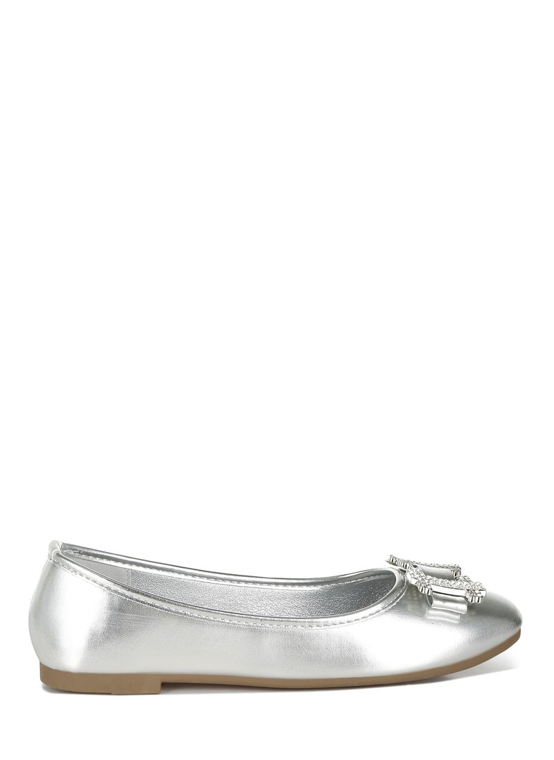 Rhinestone Buckle Metallic Ballerinas in Silver