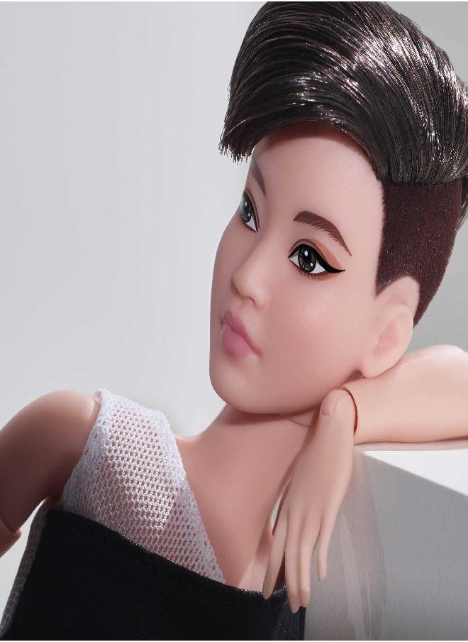 Barbie Signature Looks Doll (Petite, Brunette Pixie Cut) Fully Posable Fashion Doll Wearing Black Midi Skirt for Collectors