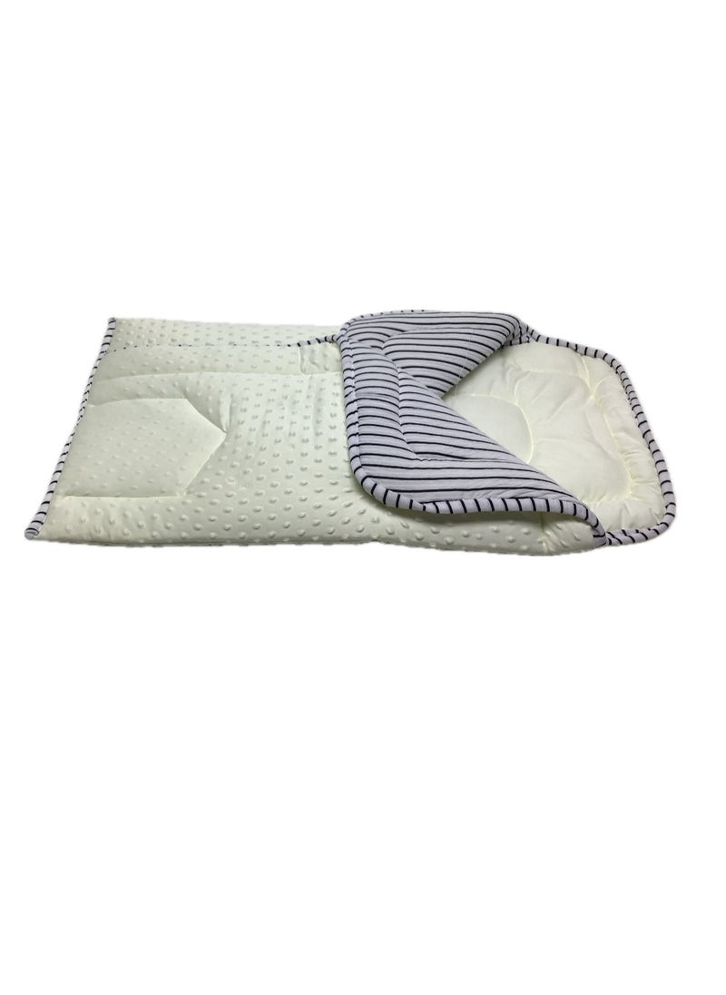 Baby sleeping bag comforter with  zip baby sleeping comforter made of Jacquard 3d embossed fabric from sweet baby in Ajman