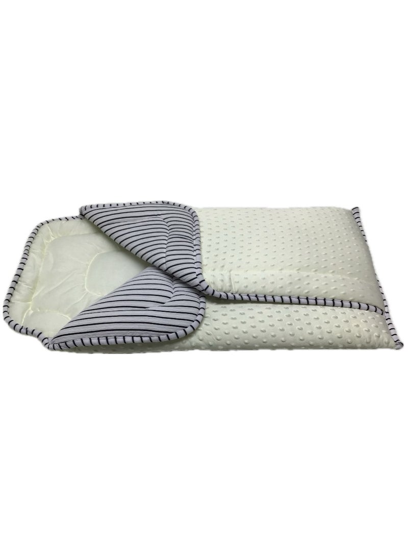 Baby sleeping bag comforter with  zip baby sleeping comforter made of Jacquard 3d embossed fabric from sweet baby in Ajman