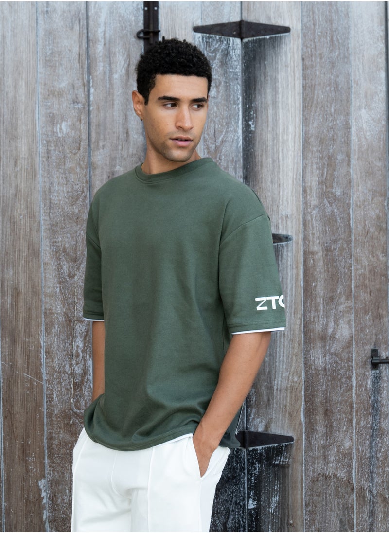 ZTOIQ Men’s Premium Oversized Tapestry T-Shirt with Applique Detailing | High-Quality Streetwear