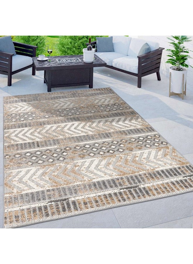 Distressed Geometric Indoor/Outdoor Area Rug 3'3