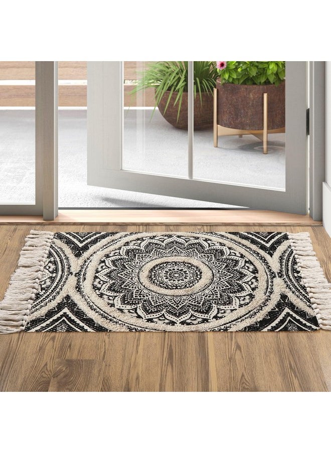 Small Boho Bathroom Rug 2' X 3' Tufted Machine Washable Throw Rugs Bohemian Mandala Area Rug With Tassels Hand Woven Farmhouse Kitchen Sink Rug For Laundry Room/Bedroom,Cream And Black