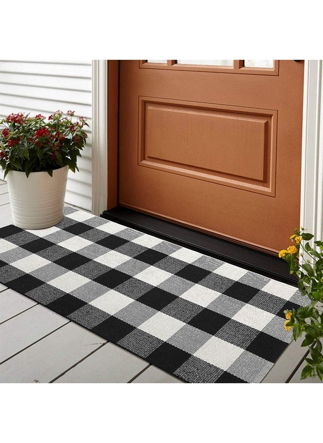 Cotton Buffalo Plaid Outdoor Rug 2X4 Ft Black And White Runner Rug Hand-Woven Checkered Porch Rug Welcome Door Mat For Farmhouse/Bathroom/Laundry/Living Room