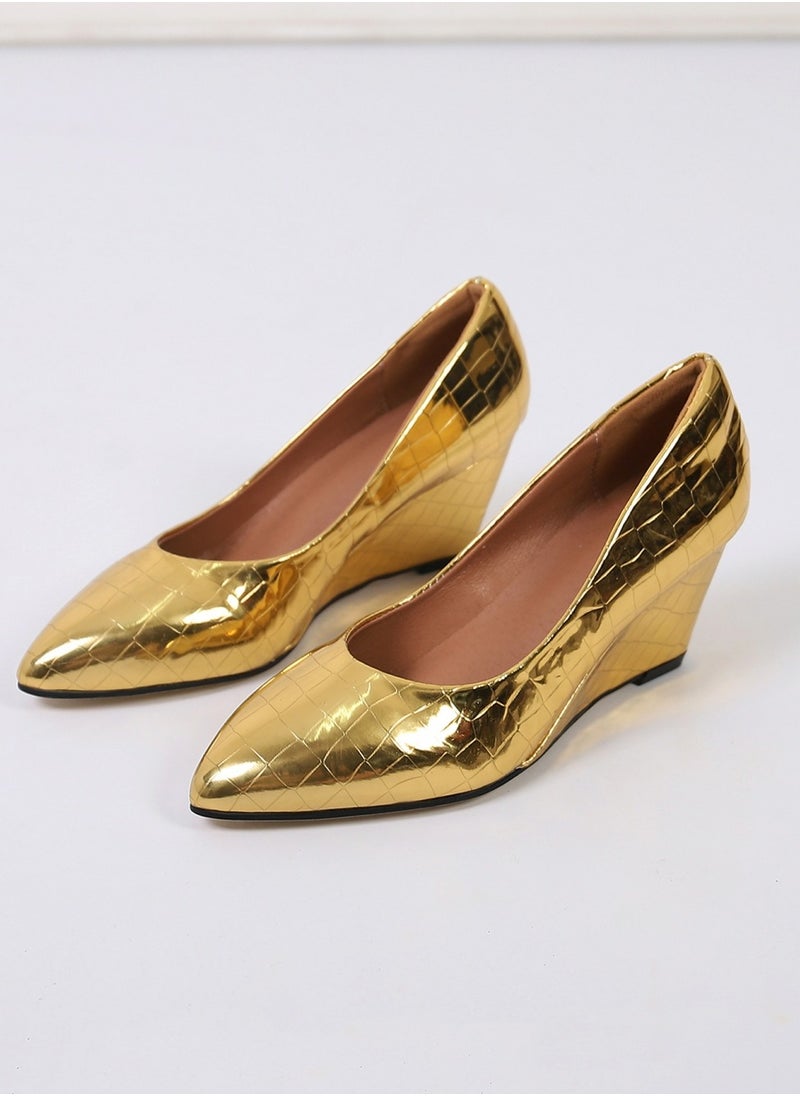 Women's Shiny Platform Wedge Heeled Sandals Slip On Closed Pointed Toe Wedge Pumps Gold