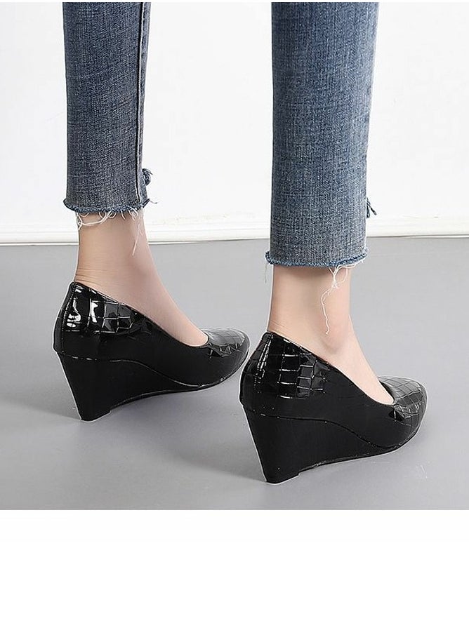 Women's Shiny Platform Wedge Heeled Sandals Slip On Closed Pointed Toe Wedge Pumps Black