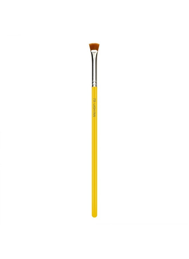 Professional Makeup Brush - Studio Series 731 Mascara Fan - With Soft Synthetic Fibers, For Applying Mascara (Yellow, 1Pc)