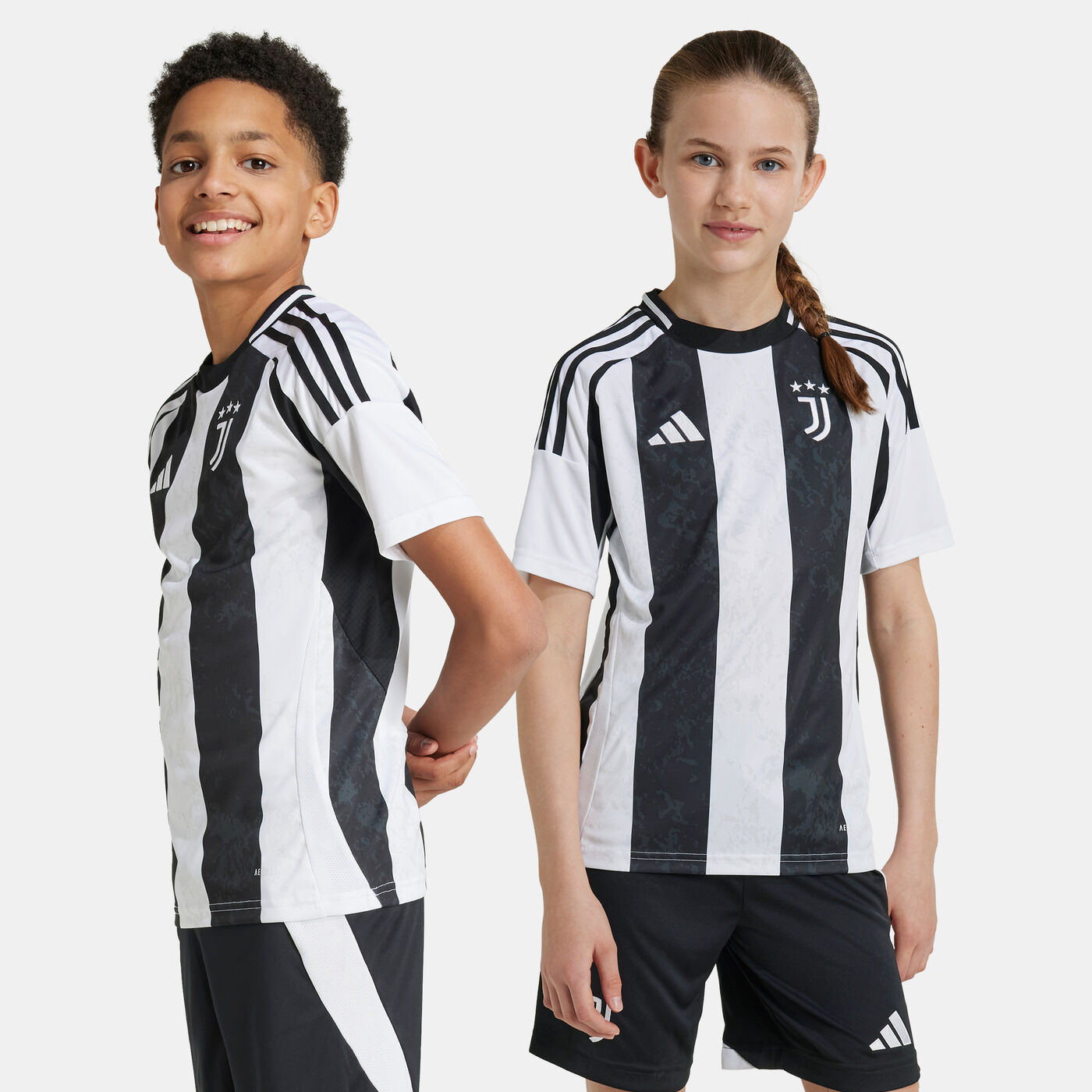 Kids' Juventus 24/25 Home Replica Football Jersey