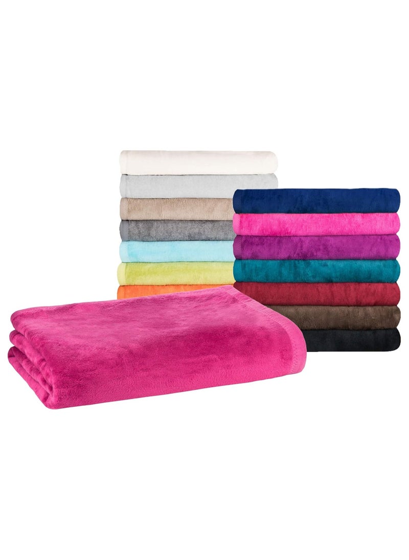 Cozy Bed Blanket: 220x240 cm for Ultimate Comfort