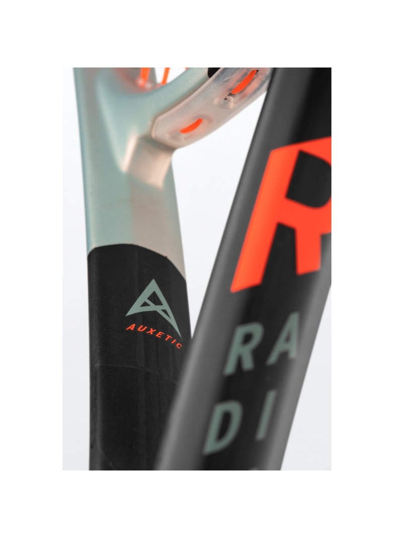 HEAD Radical 135 Squash Racquet - for advanced front-court players, 135 grams