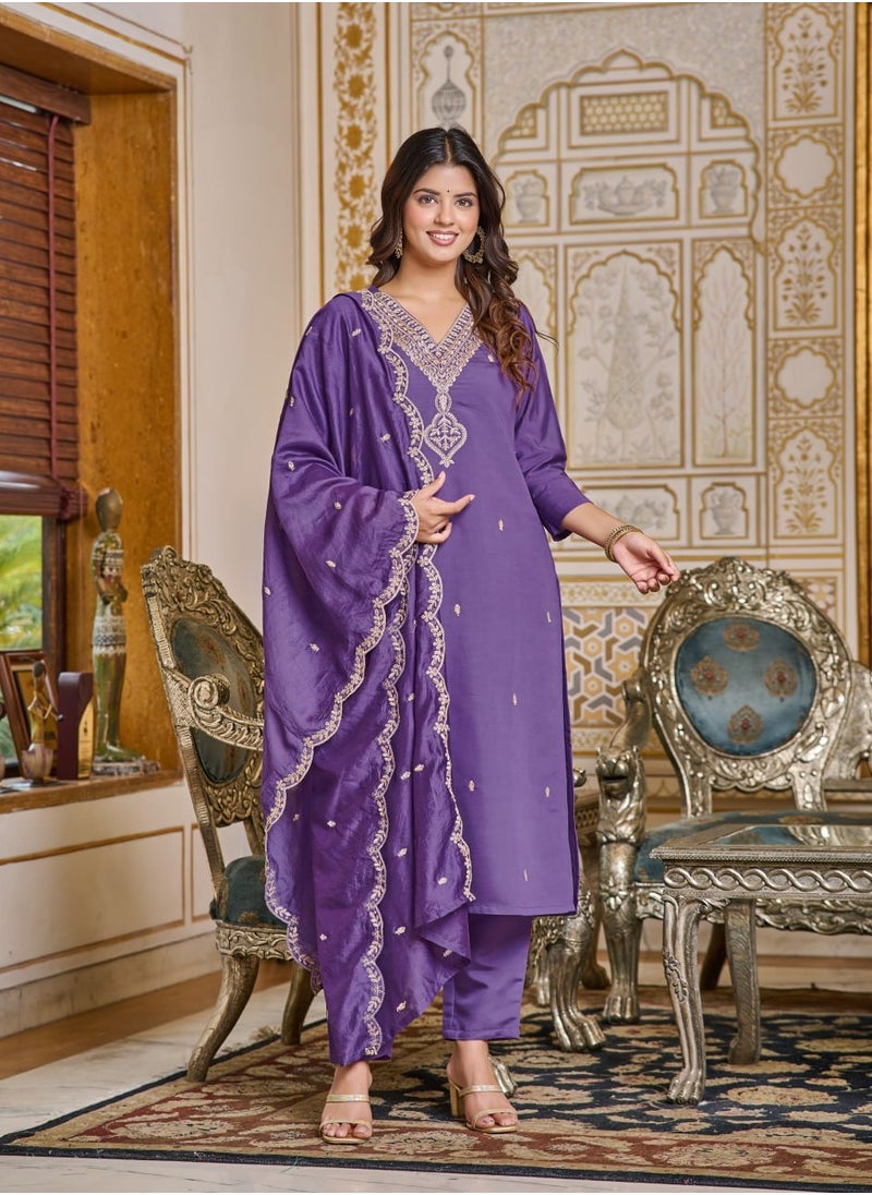 Women's embroidered Purple Kurti with pant and dupatta Set