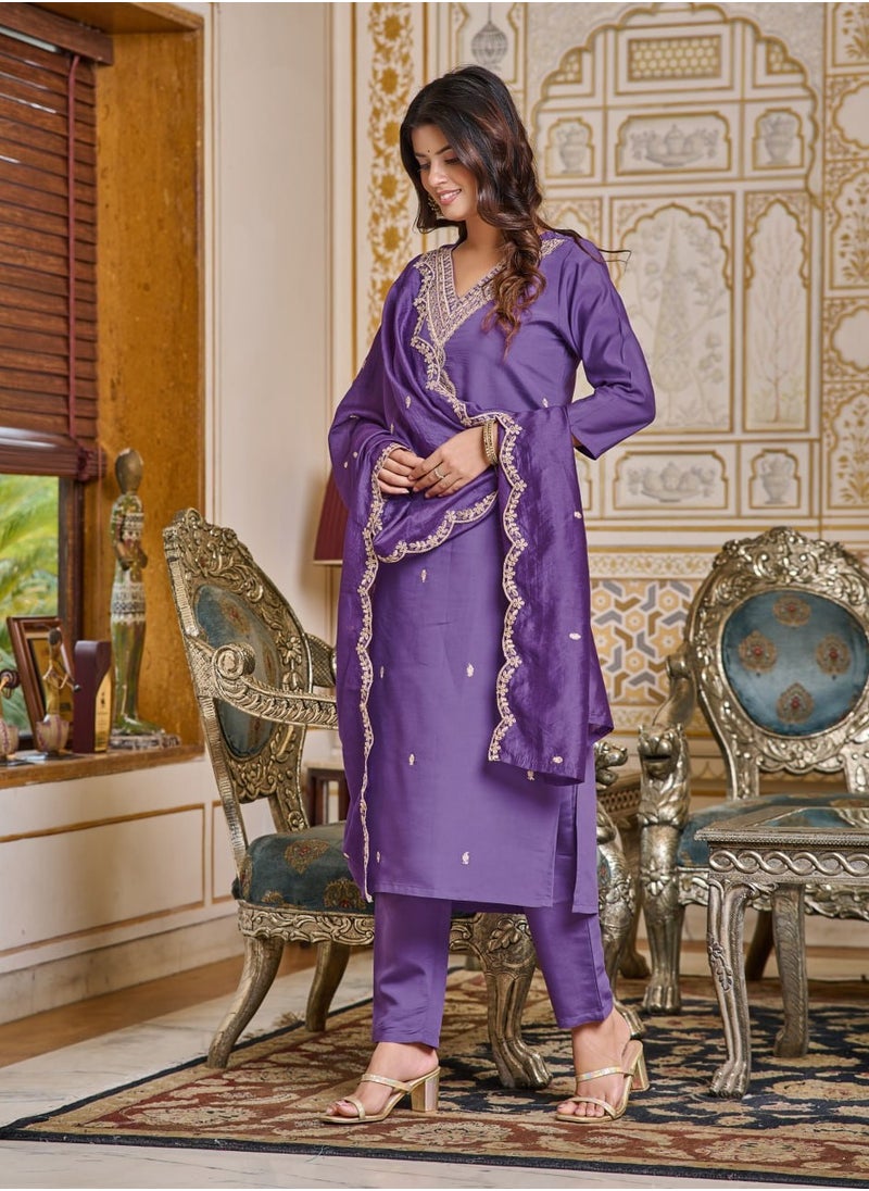 Women's embroidered Purple Kurti with pant and dupatta Set