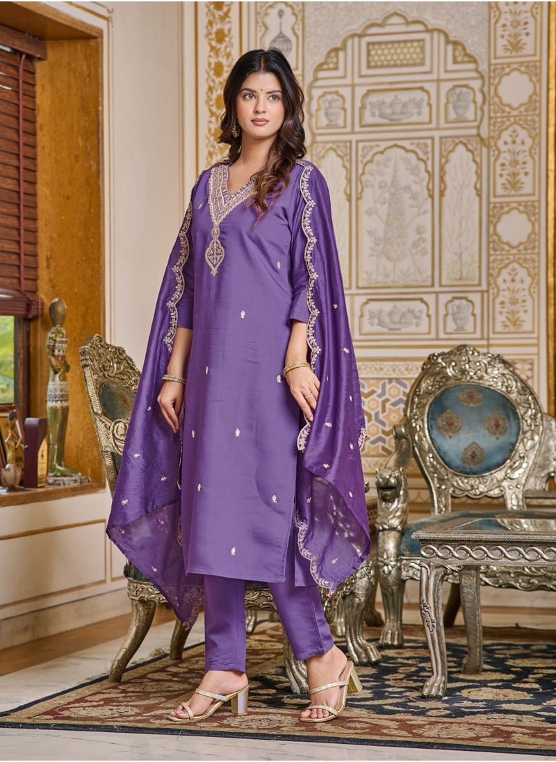 Women's embroidered Purple Kurti with pant and dupatta Set