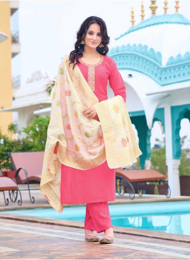 Women's embroidered Chanderi Gulabi Kurti with pant and dupatta set