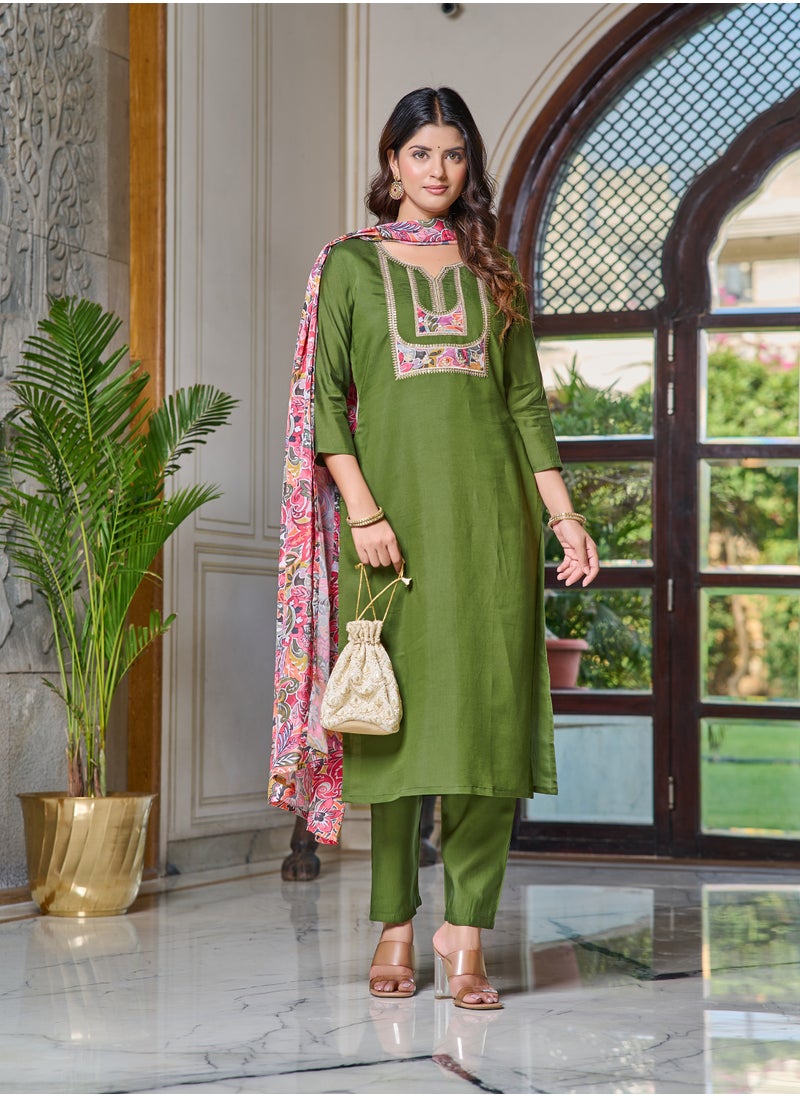 Women's embroidered Light Green Kurti with pant and dupatta set pis