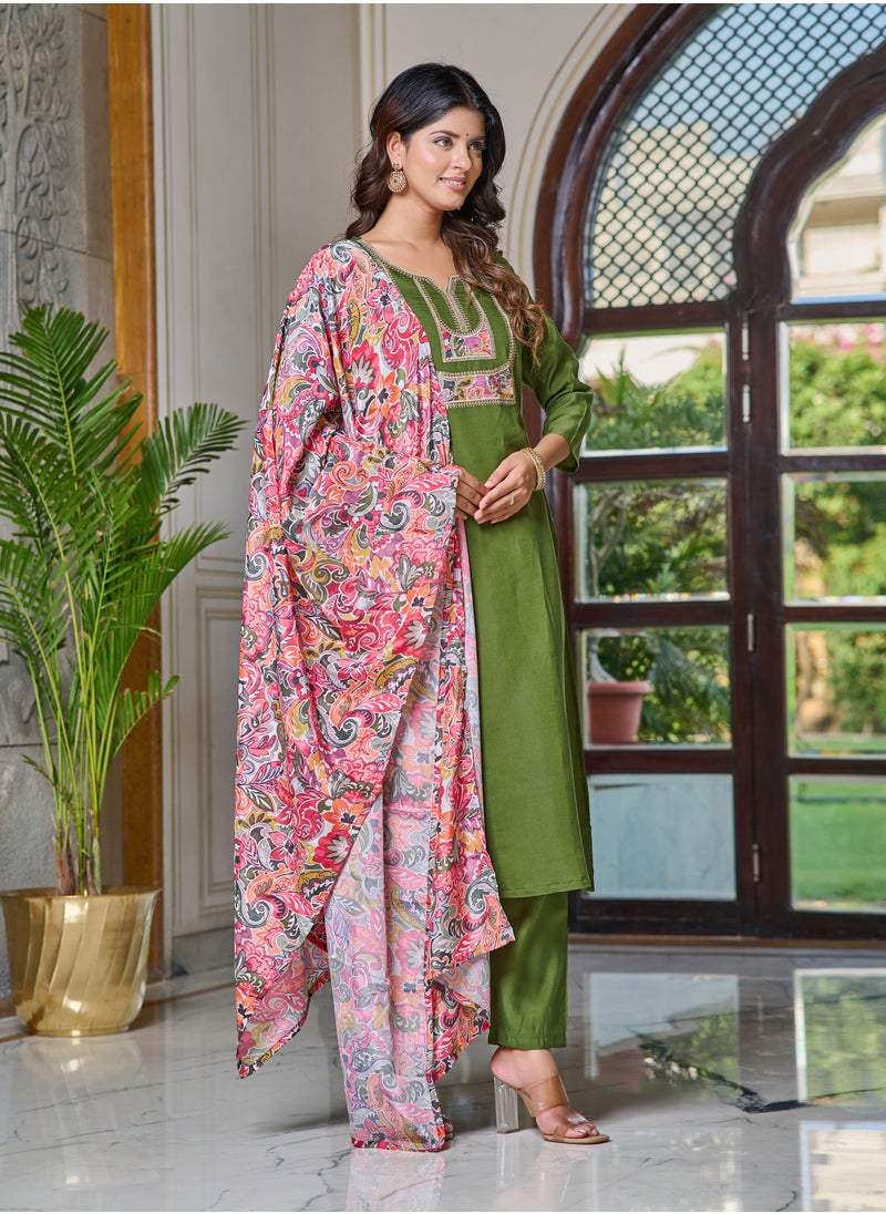 Women's embroidered Light Green Kurti with pant and dupatta set pis