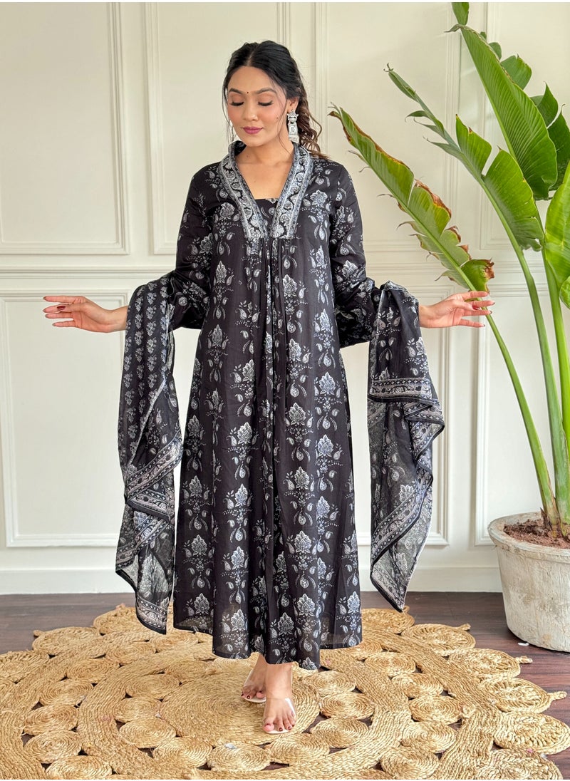 Women's Cotton printed straight kurta with pant and dupatta sets