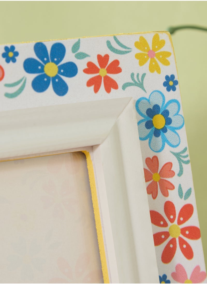 Folk Floral Frame