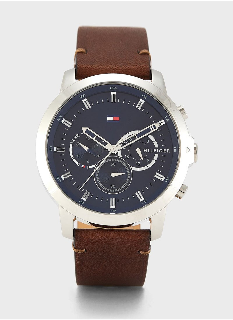 Leather Strap Chronograph Watch