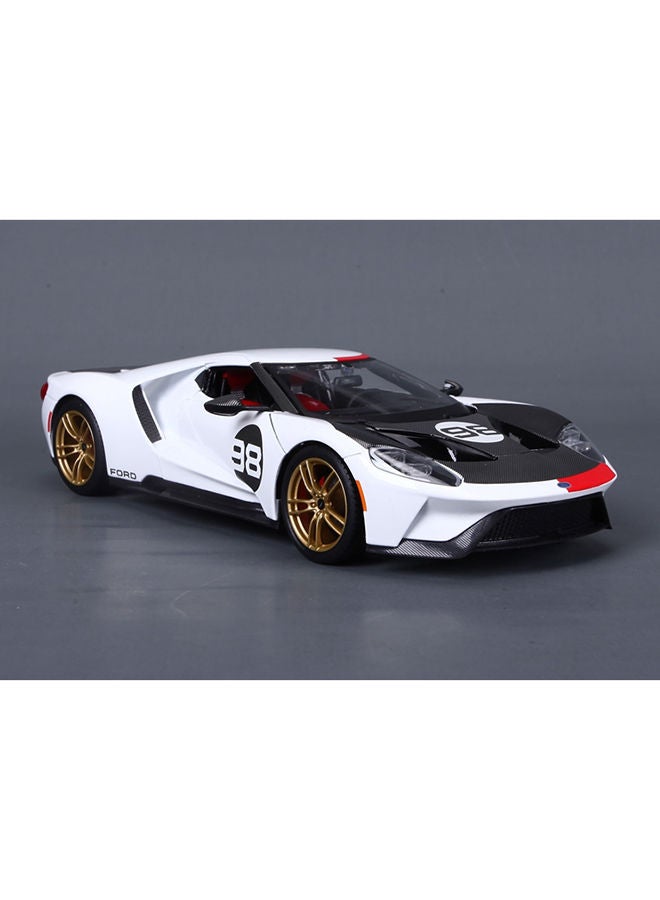 1:18 Scale Special Edition - 2021 Ford GT Heritage - White Diecast Car 27.90 x 7.55 x 11.50cm