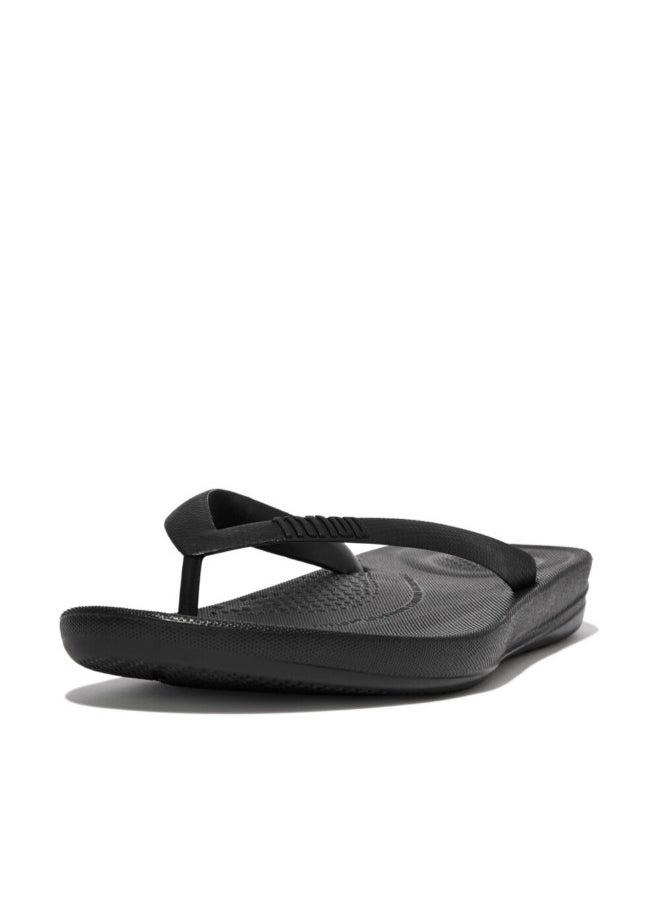 049-817 Fitflop Men Sandals Iqushion Ergonomic Flipflops - Black J80-001