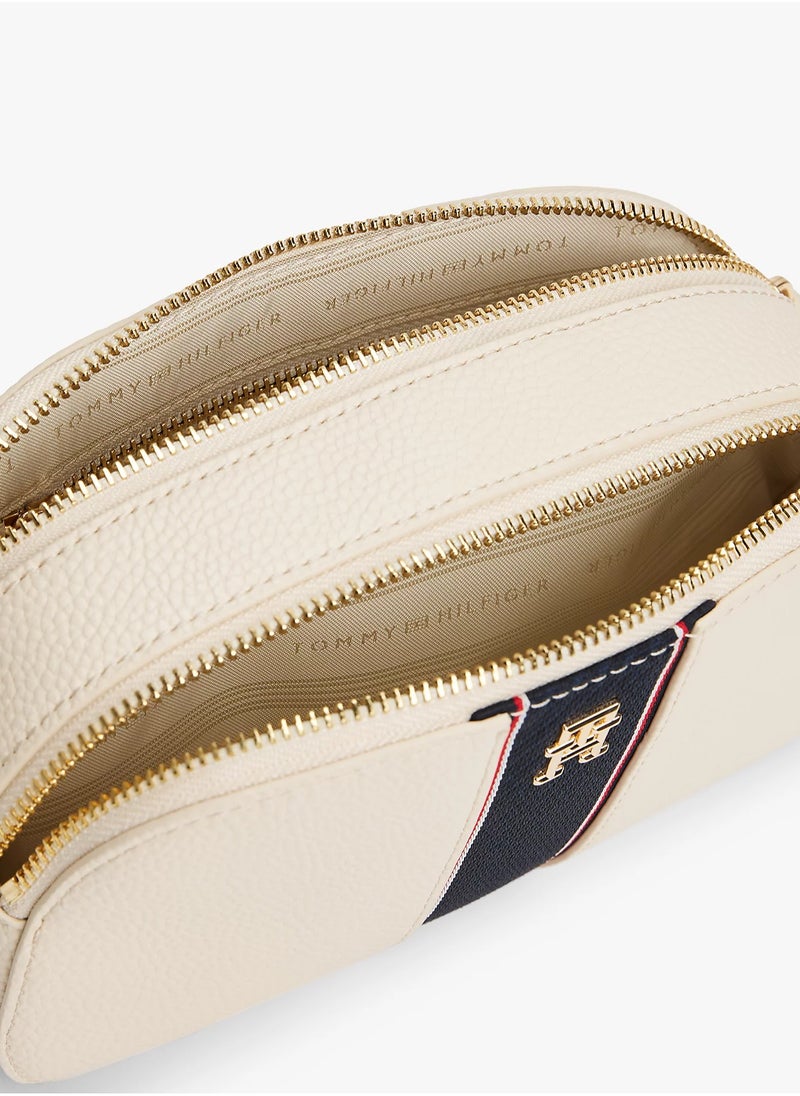 Tommy Hilfiger Textured Camera Bag