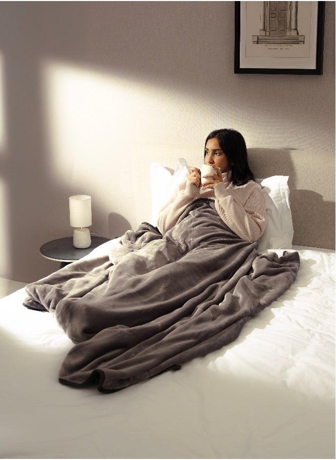 Neyam 100% polyester winter blanket. Size 200X150 - Soft and comfortable velvet blanket, dual colours. In grey