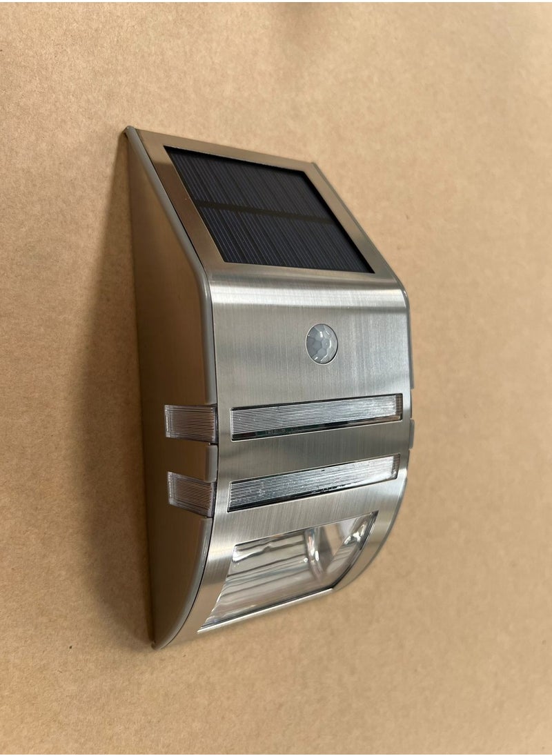 Solar Motion Sensor Wall  (Silver)