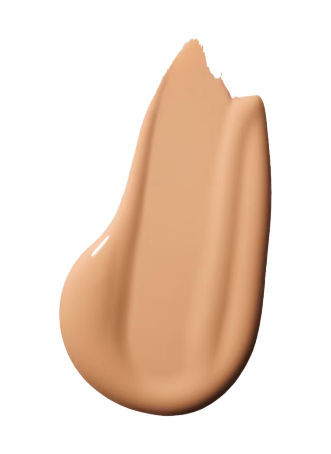 Studio Fix Fluid SPF 15 Foundation NW40