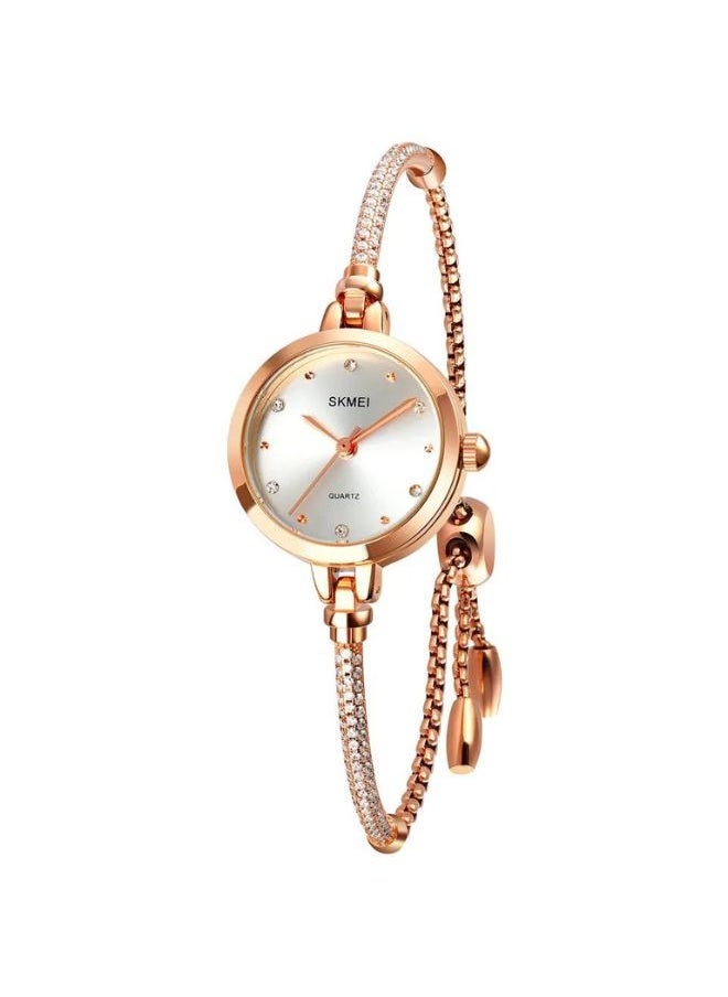 Stylish Bracelet Luxury Watch For Women 1805 Silver