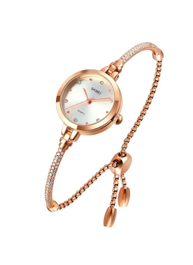 Stylish Bracelet Luxury Watch For Women 1805 Silver