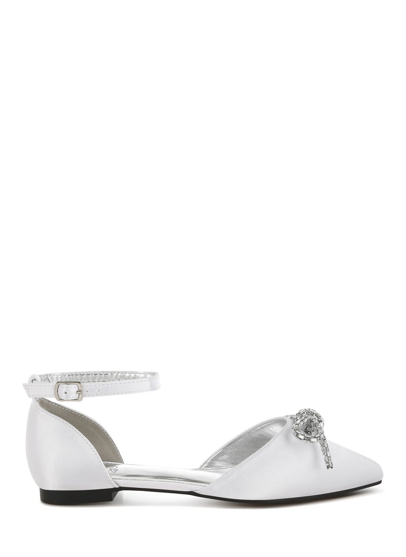 Rhinestone Detail Bow Flat Sandals in White