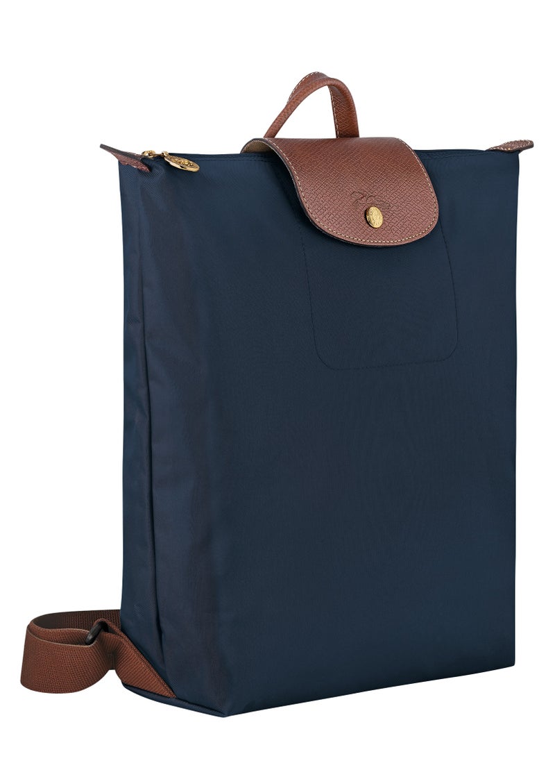 The original folding M backpack canvas