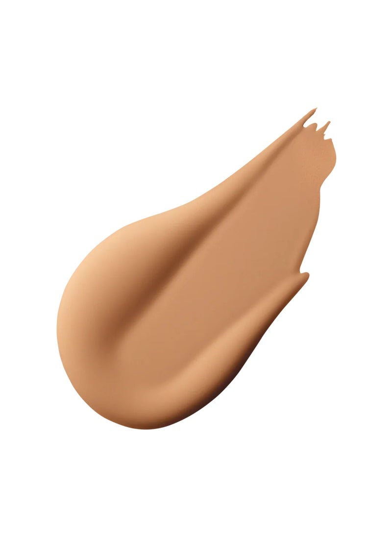 Studio Radiance Serum powered Foundation NW22