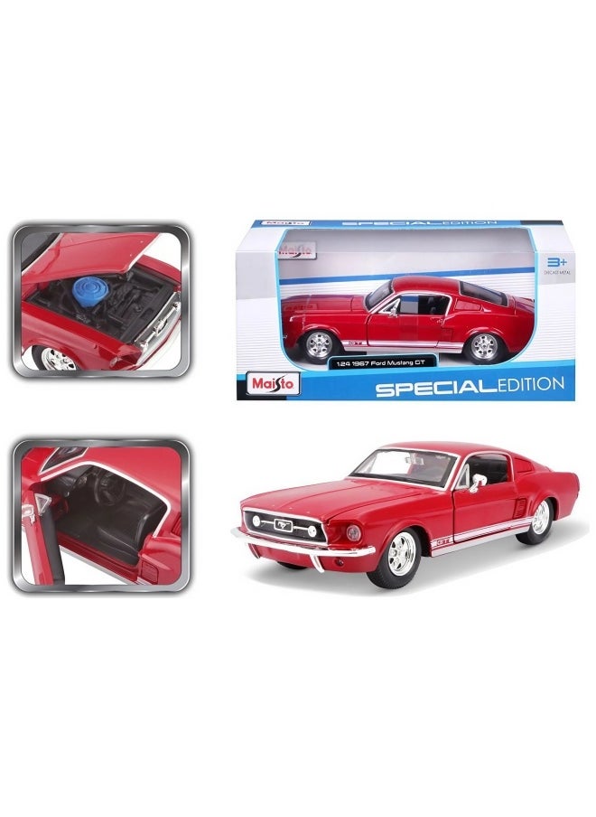 Maisto Ford Mustang 1967 Diecast Model Car (1:24, Red)