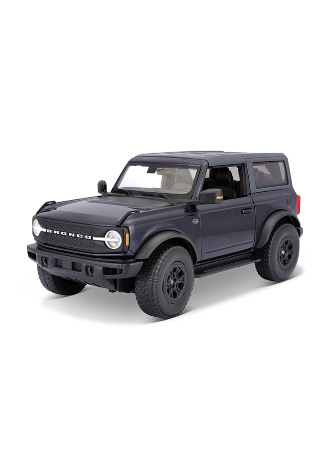 Maisto Ford Bronco Wildtrak 2021 Diecast Model Car (1:18, Metallic Blue)