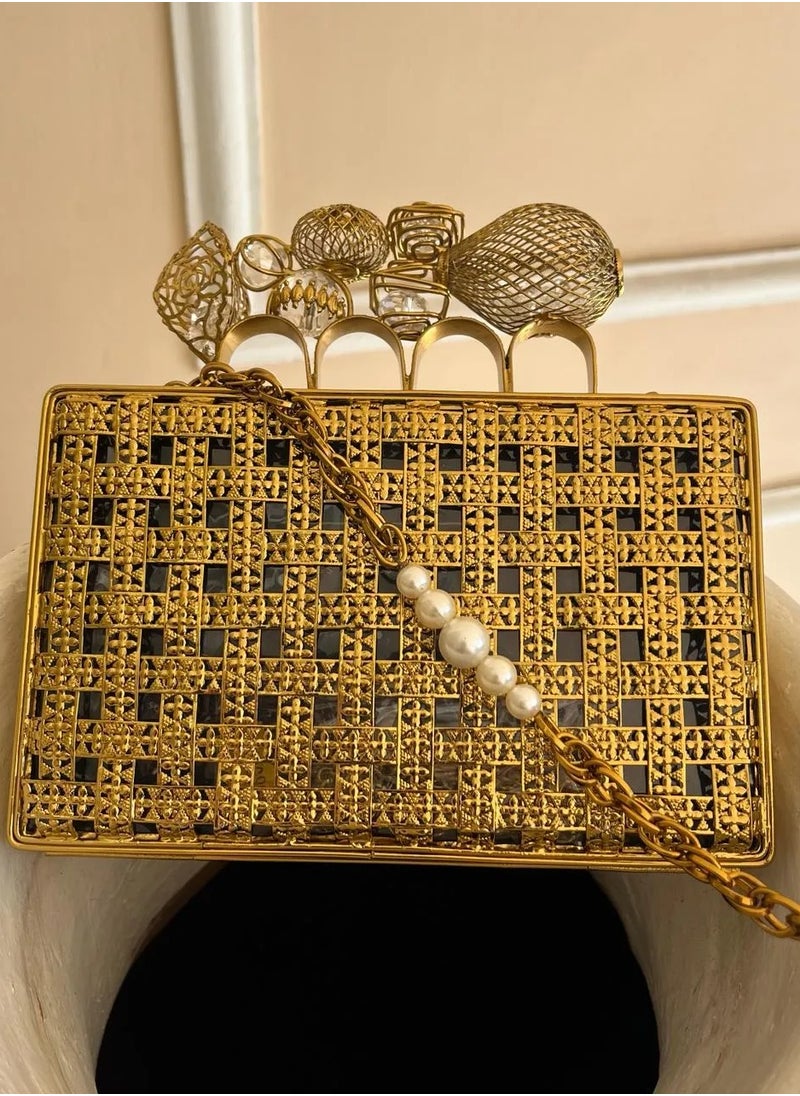 Zarrin Clutch - Gold