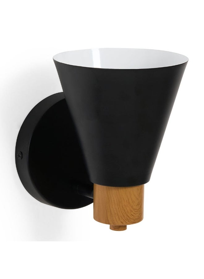 Paradigm Wall Lamp, Black