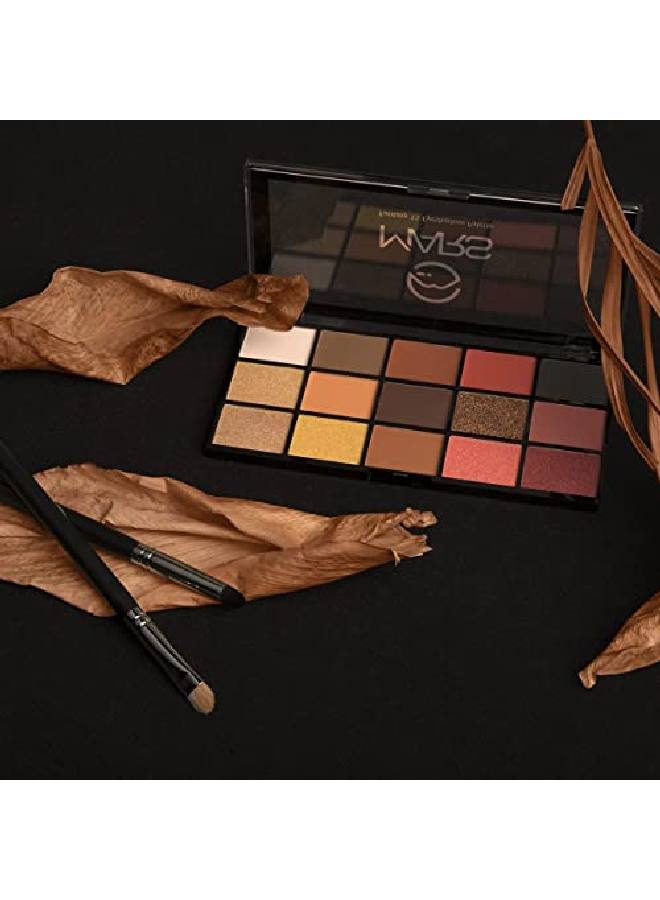 Fantasy 15 Eyeshadow Palette 22.5 G Shade01