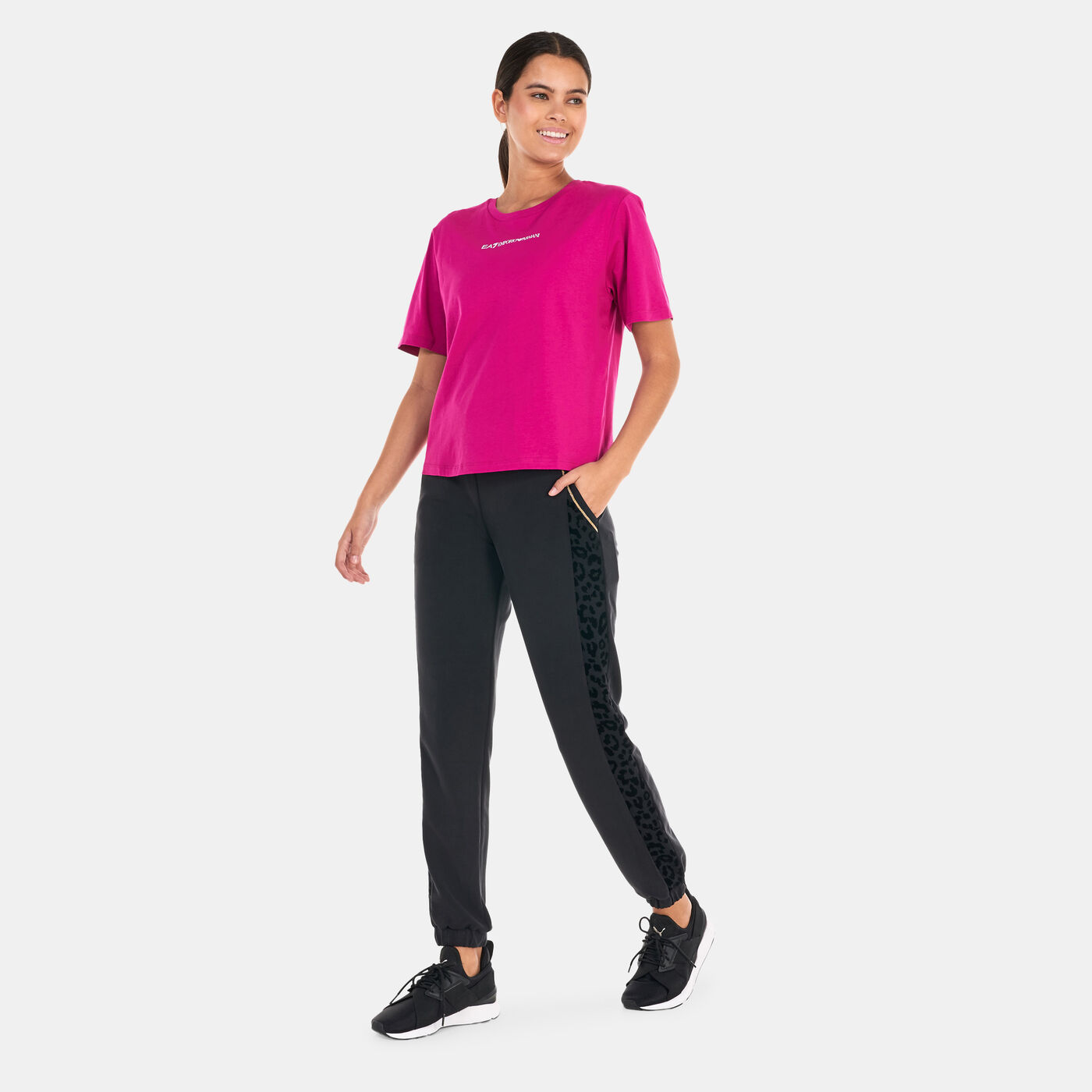 Women's Train Logo Series T-Shirt