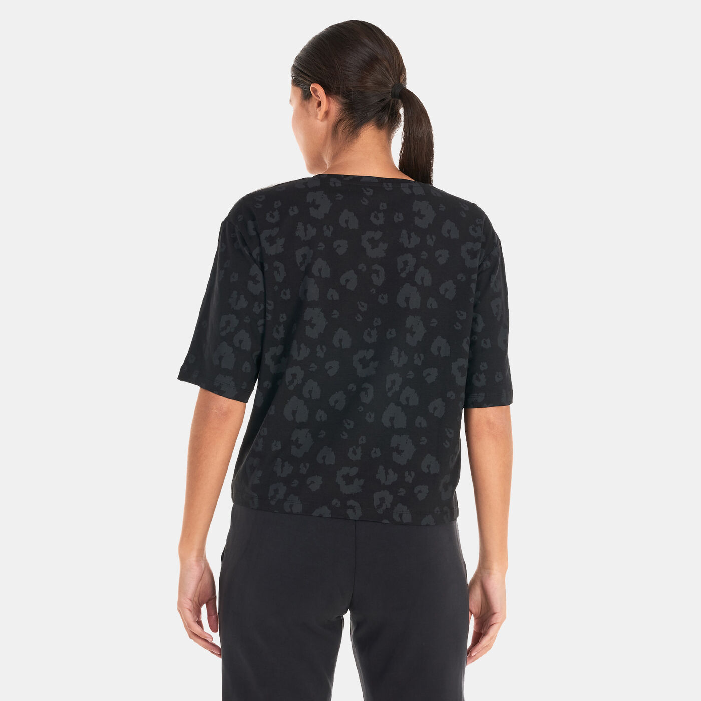 Women's Train Graphic Series T-Shirt