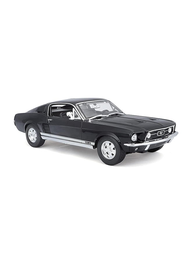 1:18 SE 1967 Ford Mustang Fastback Diecast Model Car