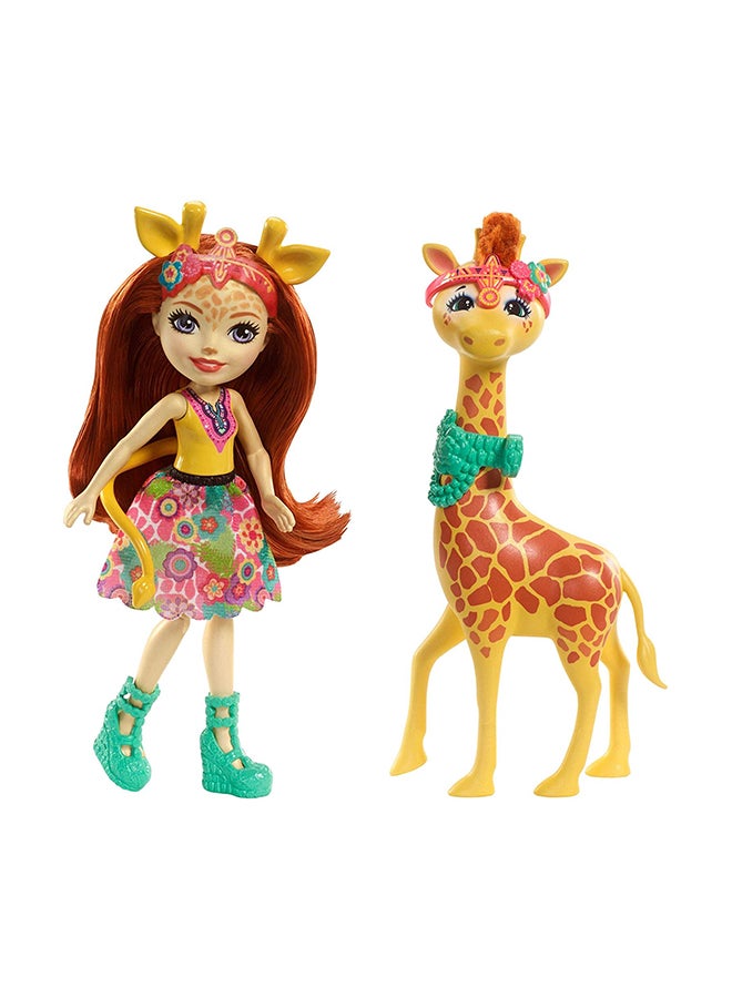 Gillian Giraffe Doll Set
