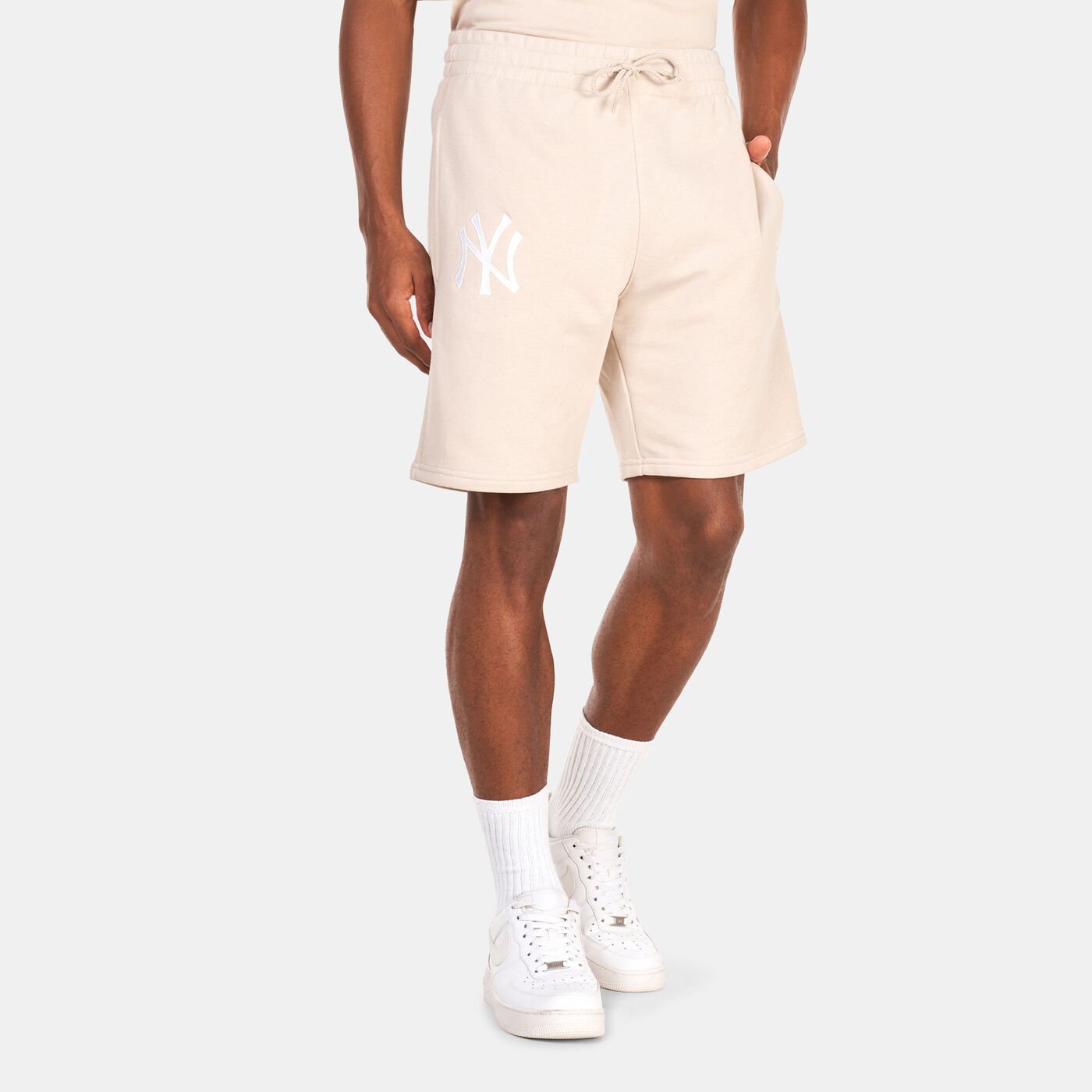 Men's New York Yankees League Essential Shorts